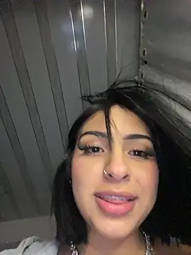 Hilary pinkk online show from December 2025 02:07:02 AM