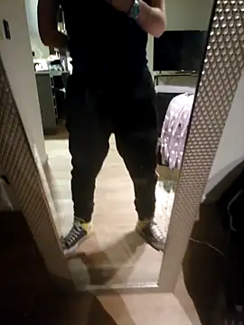 Lighto1 online show from May 2026 04:15:01 AM