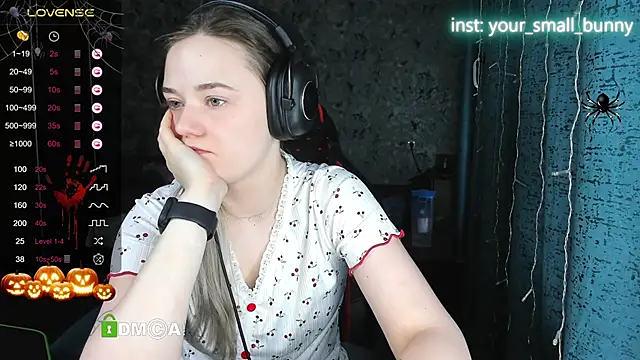 Your small bunny online show from October 2025 02:13:01 AM
