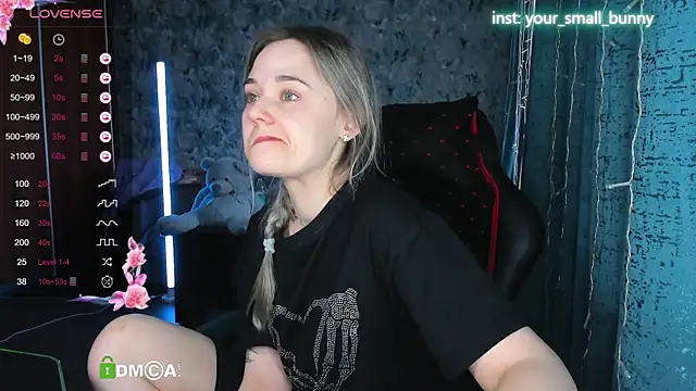 Your small bunny online show from September 2025 02:07:02 AM
