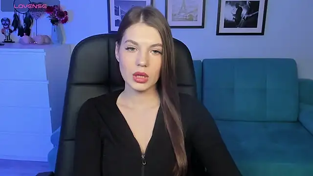 Snapshot of BellaSweetHeart chatting on March 2025 12:23:02 PM BellaSweetHeart online show from March 2025 12:23:02 PM