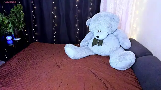 Ashley Rous online show from January 2025 01:53:02 AM