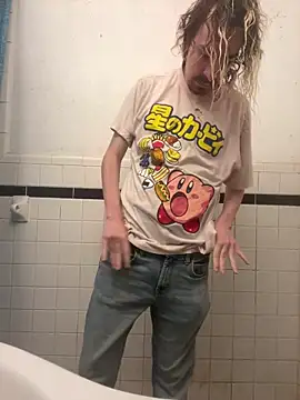 tallnerdyguy online show from May 2026 08:57:01 PM