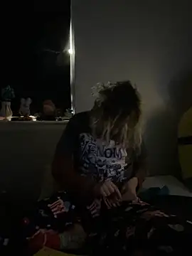 tallnerdyguy online show from March 2026 09:44:02 PM