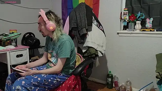 tallnerdyguy online show from January 2026 02:04:02 AM