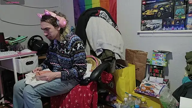 tallnerdyguy online show from April 2026 01:51:02 AM