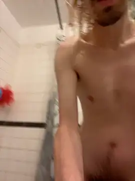 tallnerdyguy online show from November 2025 10:35:02 PM