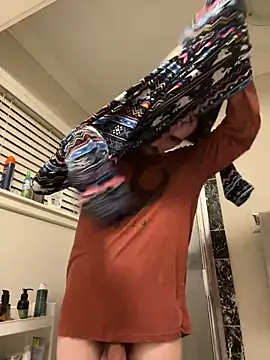 tallnerdyguy online show from June 2026 03:34:02 AM