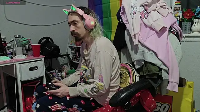 tallnerdyguy online show from February 2026 03:40:01 AM