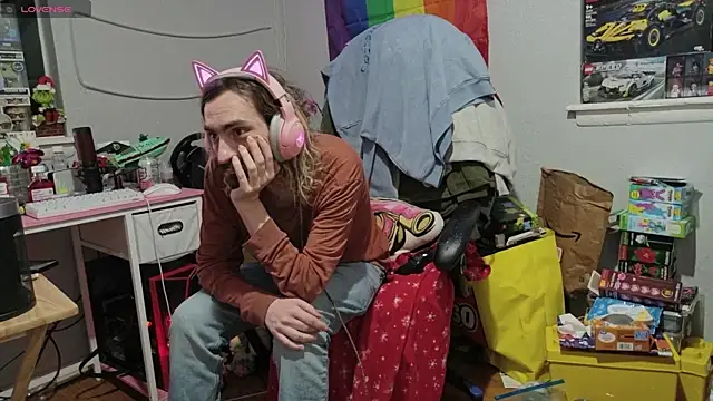 tallnerdyguy online show from May 2026 01:56:01 AM