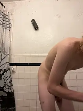 tallnerdyguy online show from November 2025 10:47:01 PM