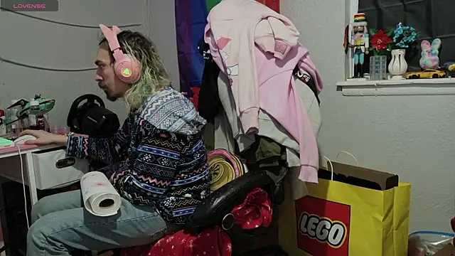 tallnerdyguy online show from February 2026 03:28:02 AM