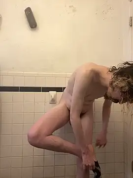 tallnerdyguy online show from March 2026 10:15:02 PM