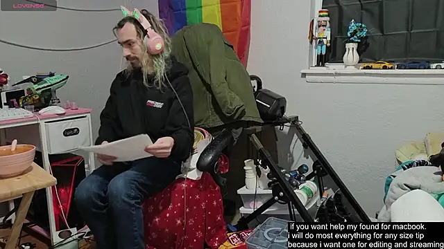 tallnerdyguy online show from November 2025 03:51:02 AM