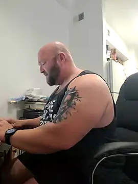 Snapshot of Strong_Bear89 chatting on December 2024 06:09:02 PM Strong Bear89 online show from December 2024 06:09:02 PM