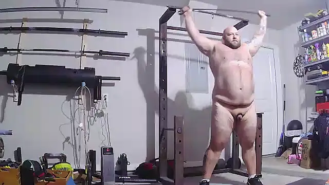 Strong Bear89 online show from February 2026 06:46:01 PM