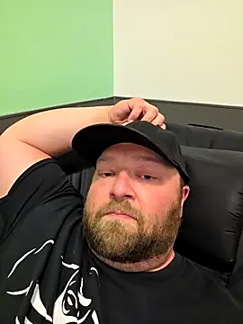 Snapshot of Strong_Bear89 chatting on February 2025 06:25:02 AM Strong Bear89 online show from February 2025 06:25:02 AM