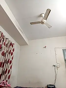 Tisha-01 online show from November 2025 03:39:02 AM