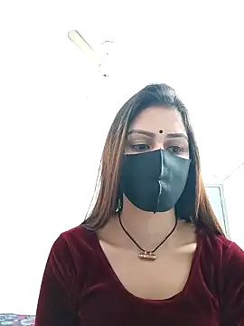 Tisha-01 online show from November 2025 02:33:01 AM