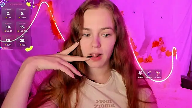 Snapshot of Fox_Lisa chatting on November 2025 06:11:02 PM Fox Lisa online show from November 2025 06:11:02 PM