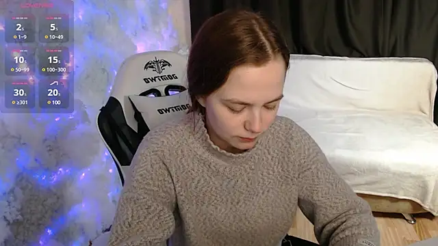 Snapshot of Fox_Lisa chatting on February 2025 07:34:02 AM Fox Lisa online show from February 2025 07:34:02 AM