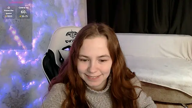 Snapshot of Fox_Lisa chatting on March 2025 08:32:01 PM Fox Lisa online show from March 2025 08:32:01 PM