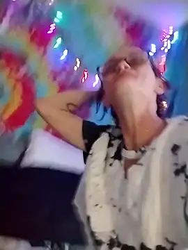 ivylee31 online show from December 2025 01:36:01 PM