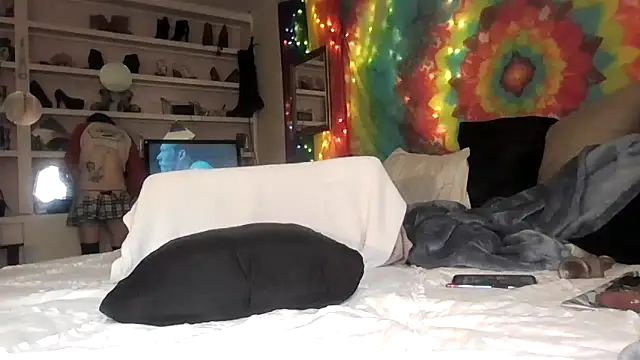 ivylee31 online show from November 2025 06:51:01 PM