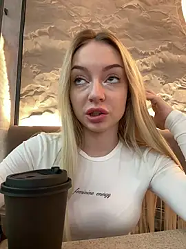 Snapshot of melissa_grr chatting on February 2025 12:30:02 PM melissa grr online show from February 2025 12:30:02 PM