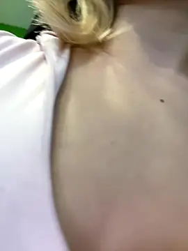 Snapshot of melissa_grr chatting on October 2025 01:30:01 PM melissa grr online show from October 2025 01:30:01 PM