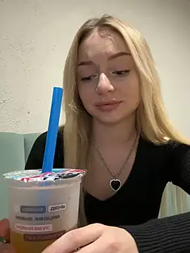 Snapshot of melissa_grr chatting on February 2025 12:37:01 PM melissa grr online show from February 2025 12:37:01 PM