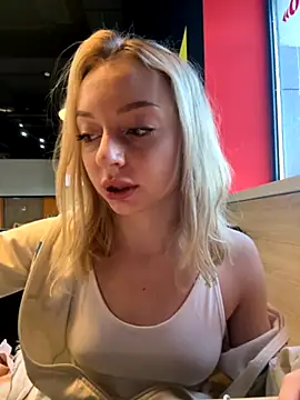 Snapshot of melissa_grr chatting on November 2025 01:04:02 PM melissa grr online show from November 2025 01:04:02 PM