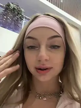 Snapshot of melissa_grr chatting on February 2025 01:46:02 PM melissa grr online show from February 2025 01:46:02 PM