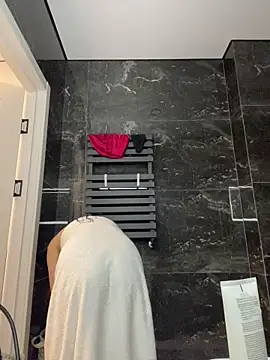 CurlyLara online show from November 2025 07:19:01 PM