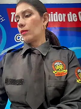 Alysson-- online show from November 2025 01:22:02 PM