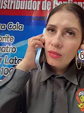 Alysson-- online show from November 2025 03:49:02 PM