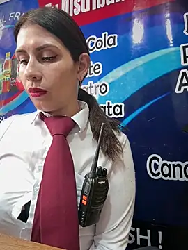 Alysson-- online show from November 2025 02:17:01 PM