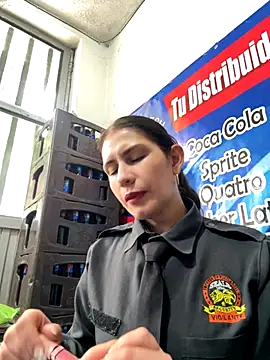 Alysson-- online show from December 2025 04:09:02 PM