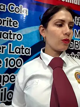 Alysson-- online show from November 2025 12:41:01 PM