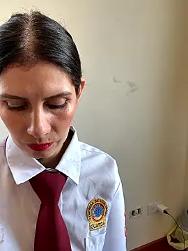 Alysson-- online show from January 2026 02:43:02 PM