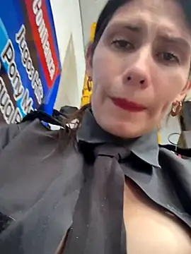 Alysson-- online show from November 2025 04:23:02 PM