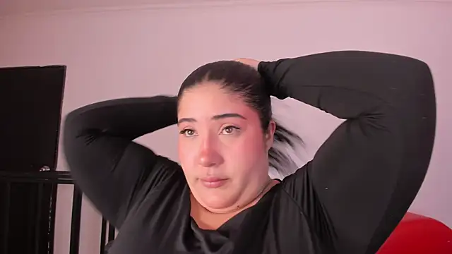 AmberiniHoffman online show from February 2026 12:05:02 PM