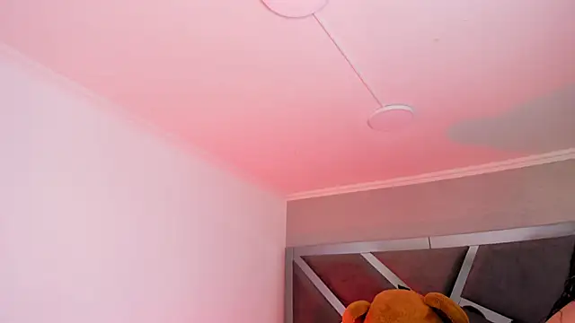 AmberiniHoffman online show from April 2026 12:11:02 PM