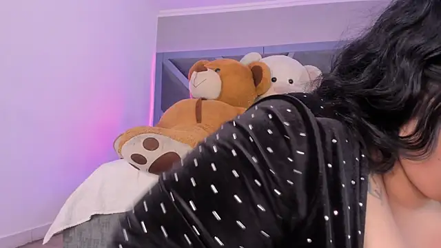 AmberiniHoffman online show from October 2025 11:55:02 AM