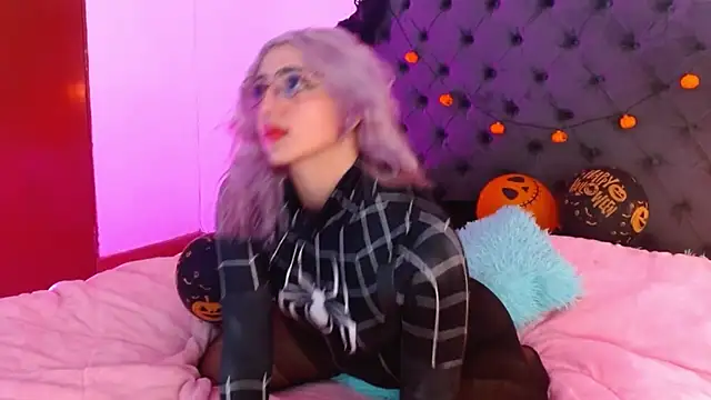 Thea Aphros  online show from October 2025 12:42:01 AM