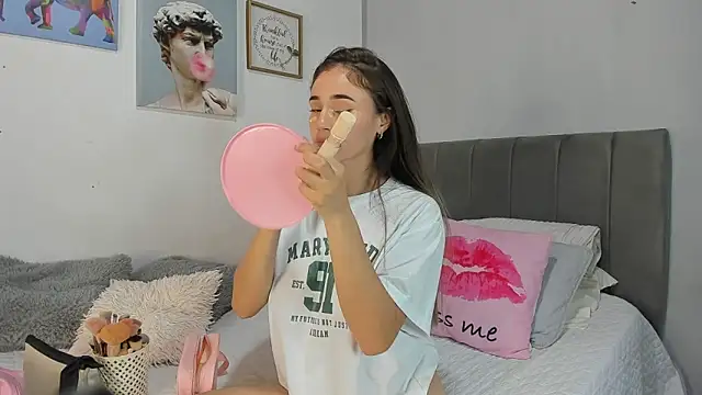 naughtyloverss online show from November 2025 07:47:01 PM