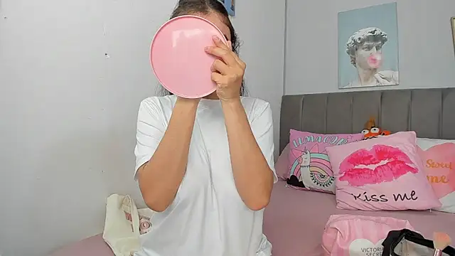 naughtyloverss online show from April 2026 02:24:01 PM