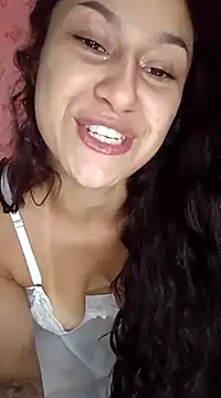 yummi  priv online show from March 2025 05:47:02 AM