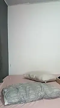 yummi  priv online show from February 2025 12:30:02 AM