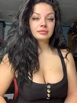 Snapshot of Sweeeeet_Candy chatting on November 2025 05:51:02 AM Sweeeeet Candy online show from November 2025 05:51:02 AM